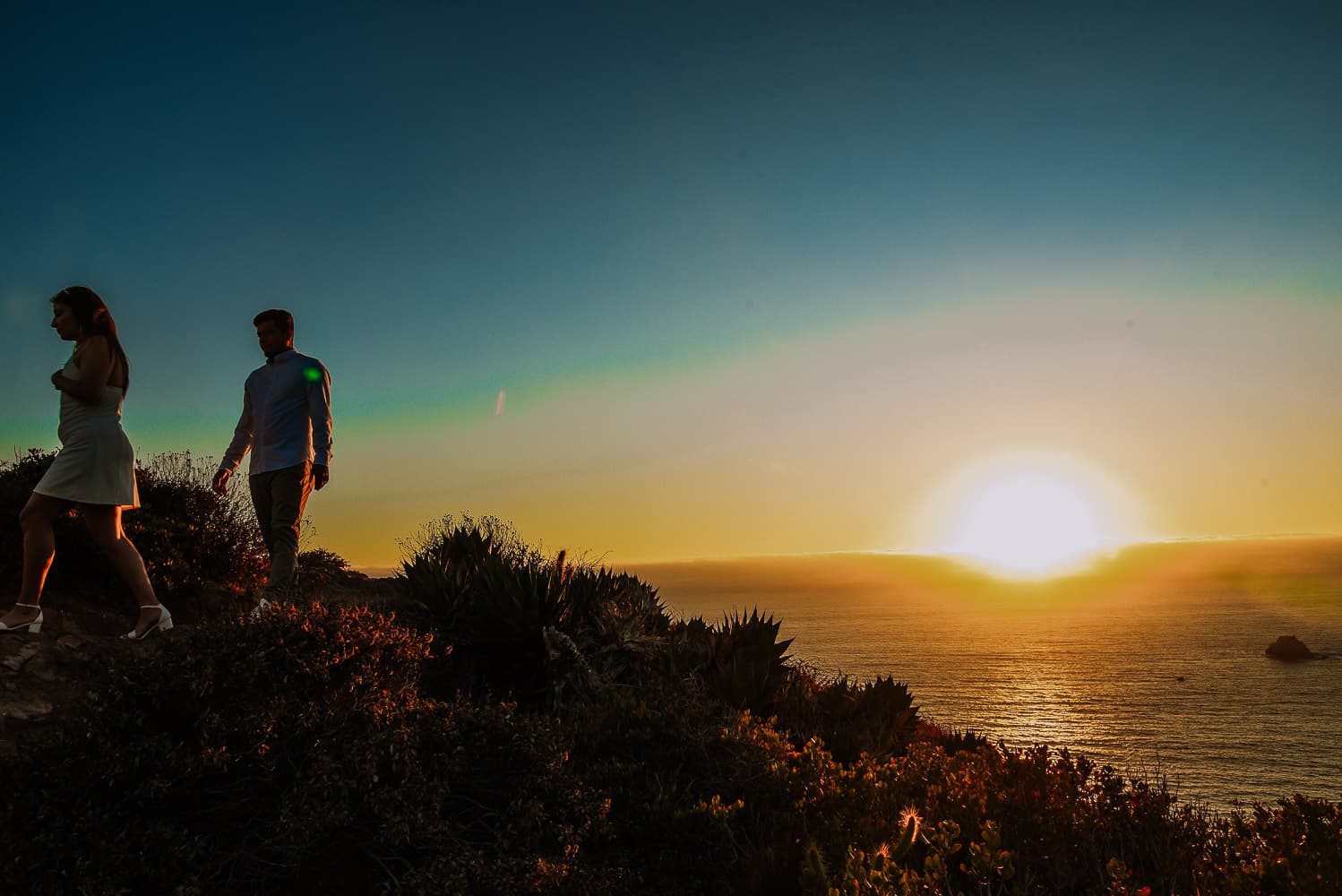 Fotografía de save the date en Ensenada Baja California por fotógrafo de bodas destino en México